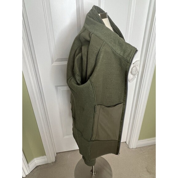 Lululemon Radiant Jacket II Olive Green Gym Crossfit Running W4AOW Women’s Sz 12 - Picture 15 of 16